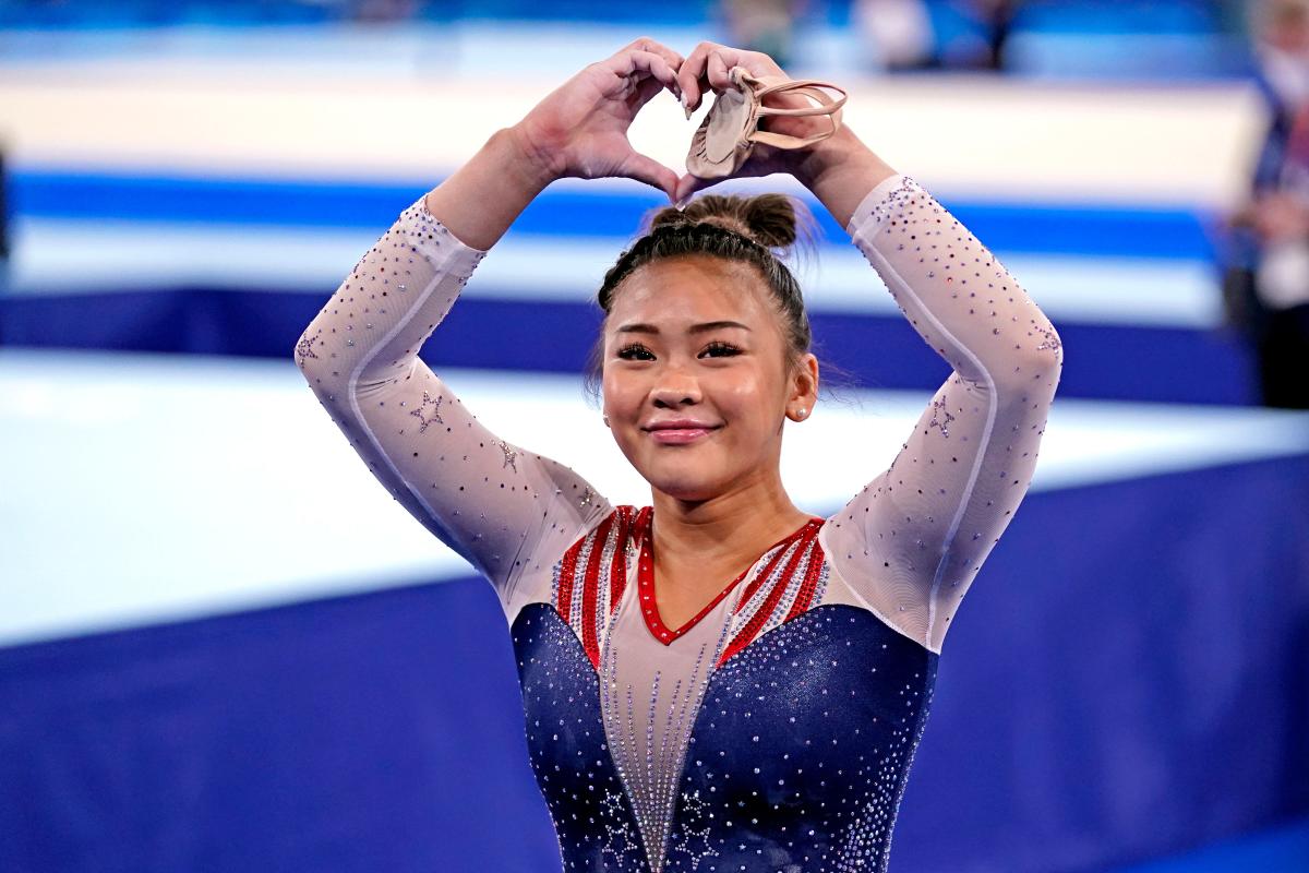 Sunisa Lee wins gold in gymnastics all-around in Tokyo Olympics - ABC News