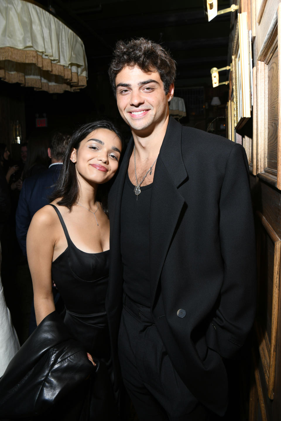 Rachel Zegler and Noah Centineo