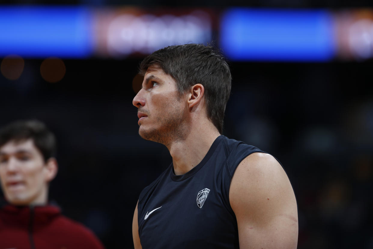 Cleveland Cavaliers guard Kyle Korver is taking a leave of absence after his brother’s death. (AP Photo/David Zalubowski)