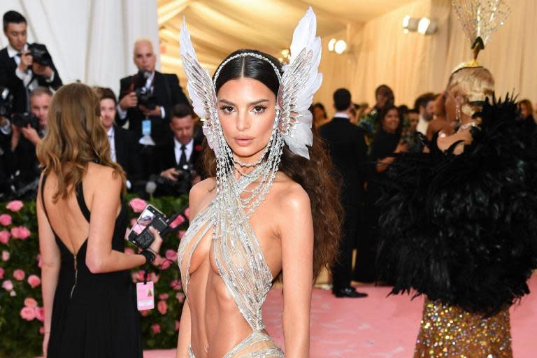 Emily Ratajkowski's diet: The model’s surprisingly normal food choices that keep her body in great shape