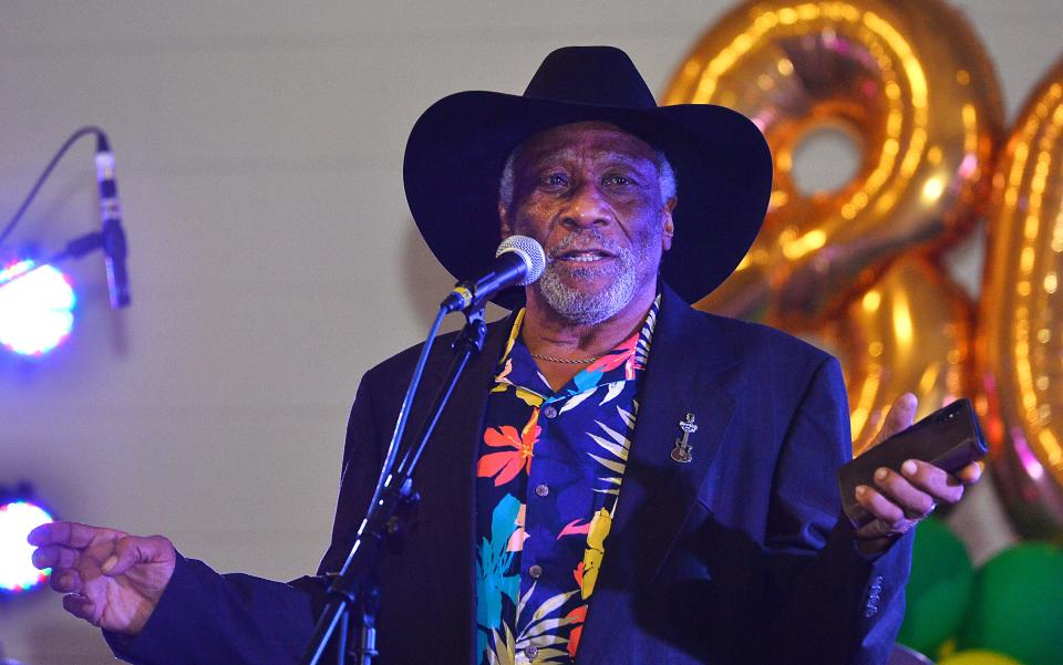 The 80th Birthday Party for Dr. Mac Arnold was held at the Anderson Civic Center on July 20, 2022. Mac Arnold takes the time to thank guests and the community.