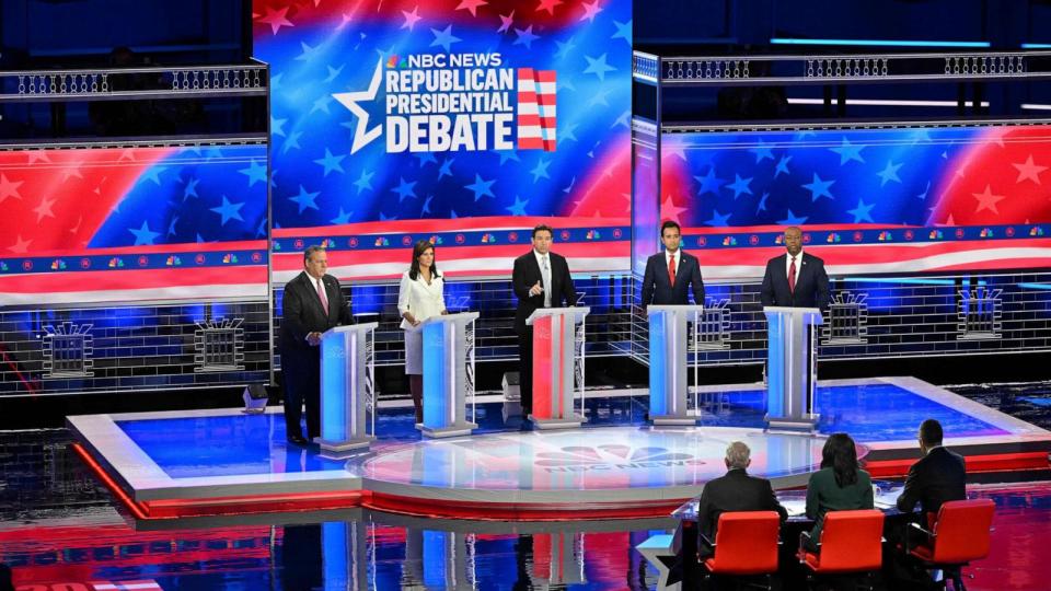 PHOTO: Former Gov. of New Jersey Chris Christie, former UN ambassador Nikki Haley, Florida Gov. Ron DeSantis, Vivek Ramaswamy, and Senator from South Carolina Tim Scott attend the third Republican presidential primary debate in Miami, Nov. 8, 2023. (Mandel Ngan/AFP via Getty Images)