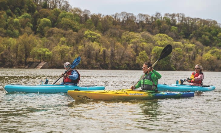 3 Rivers Outdoor Company teaching novices to kayak