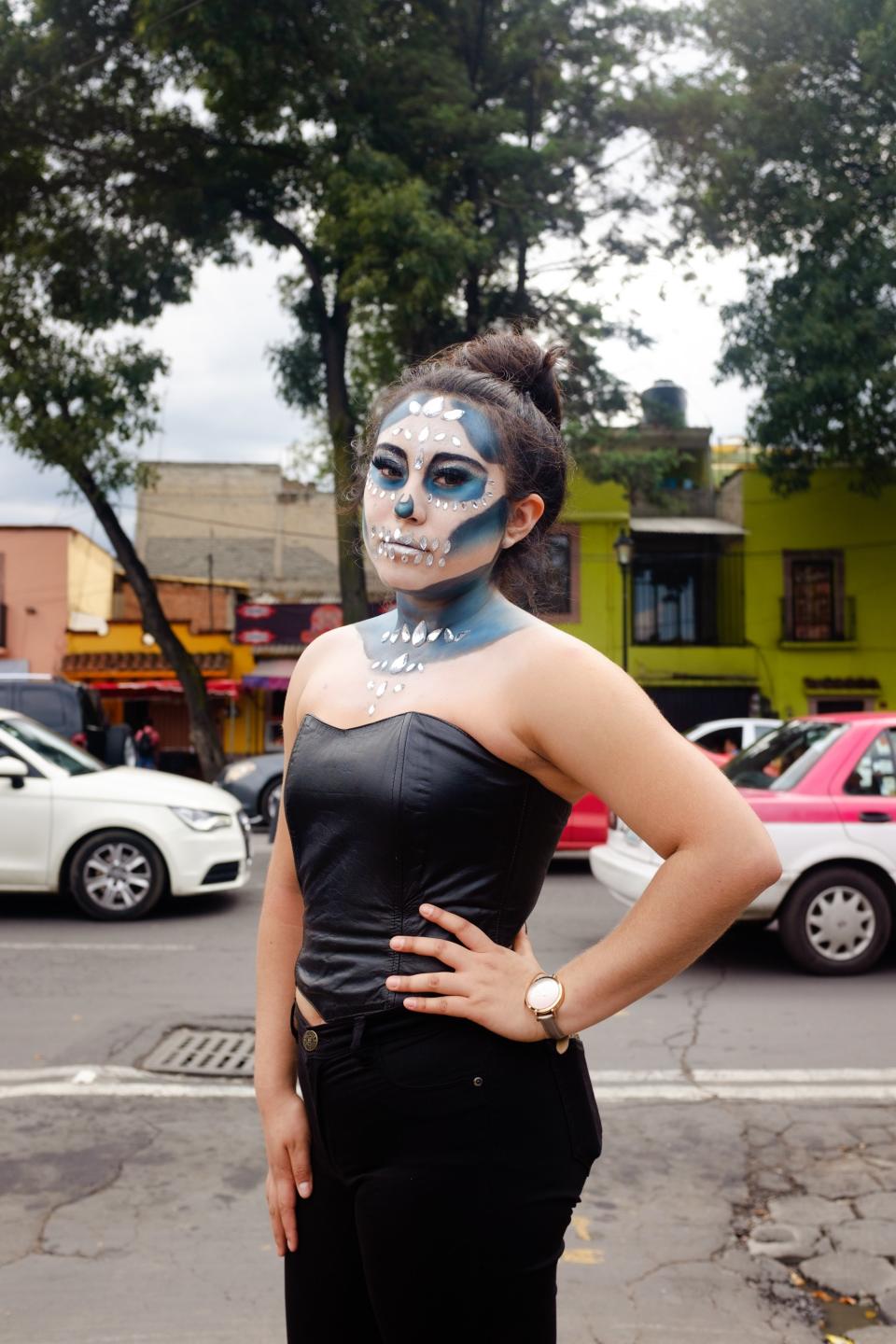 A young woman poses for a portrait in Xochimilco.