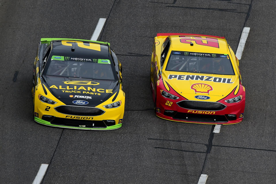 Brad Keselowski (L) made the final four while Joey Logano didn’t even make the playoffs. (Getty)