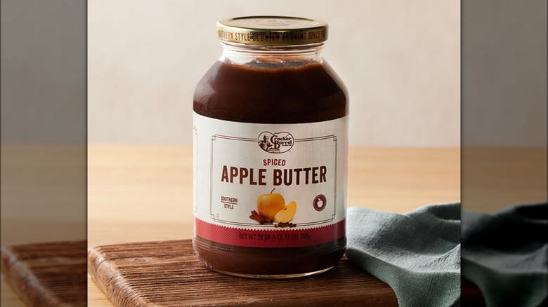 spiced apple butter jar