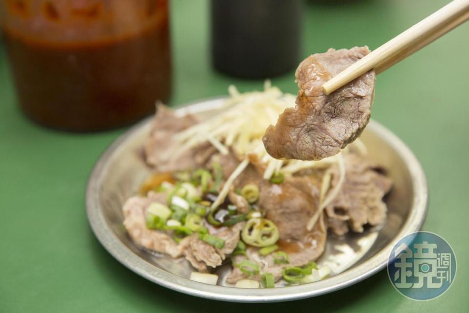 陳勝宏也很推薦俞記麵館的小菜，圖為嘴邊肉。（40元/份）