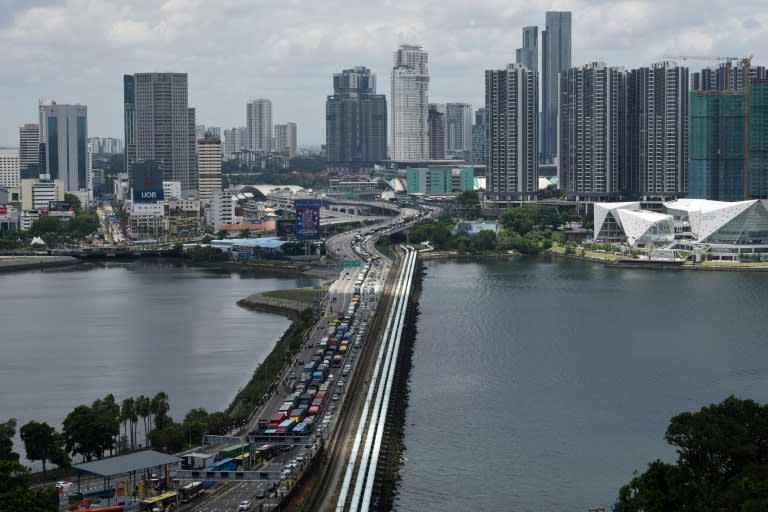 There was gridlock on the causeway between Malaysia and Singapore before the travel ban