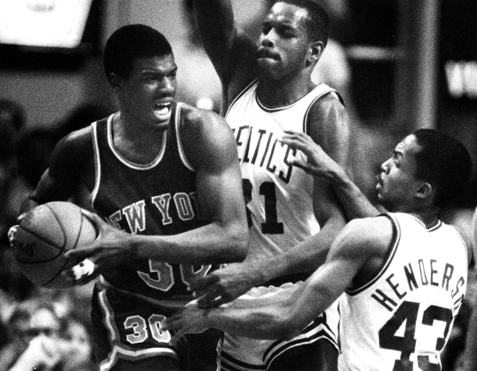 Bernard King（持球者）。（Photo by John Tlumacki/The Boston Globe via Getty Images）