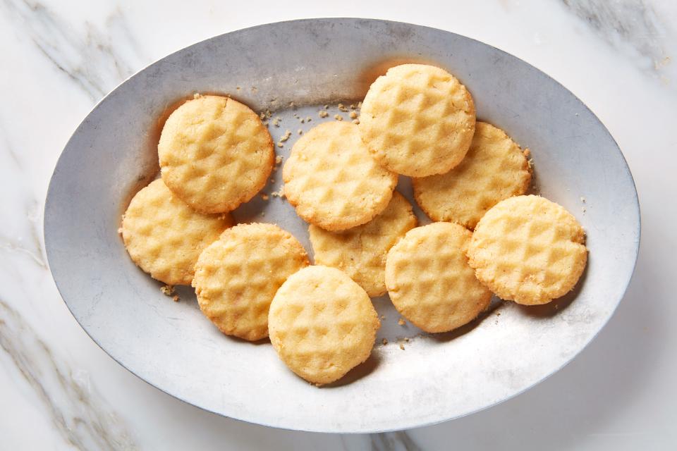 Iranian Rice Cookies