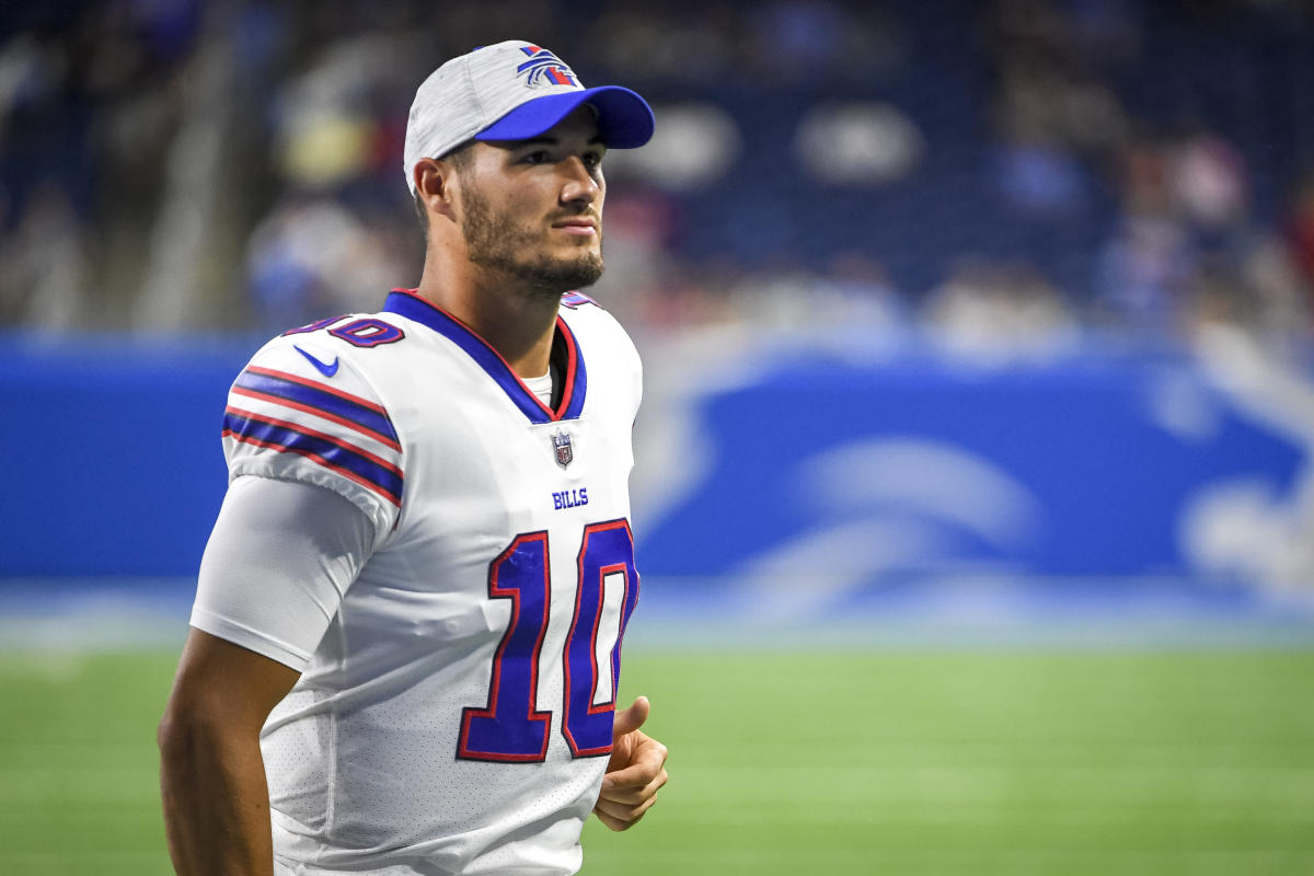 QB Mitch Trubisky returns to Chicago, immediately leads Bills to