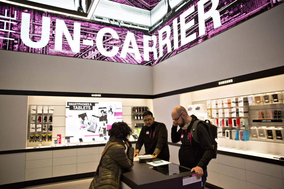 Inside A T-Mobile US Inc. Store Ahead Of Earnings Figures