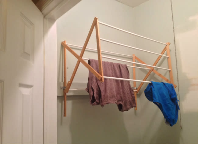 DIY Drying Rack - Wall-Mounted and Open