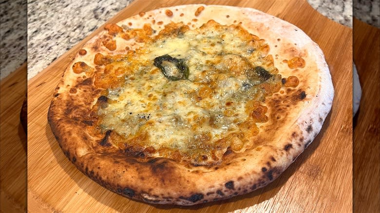 Talia di Napoli Four Cheese pizza