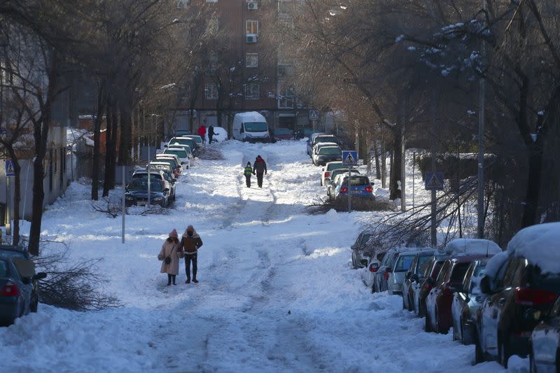 Heavy snowfall in Madrid