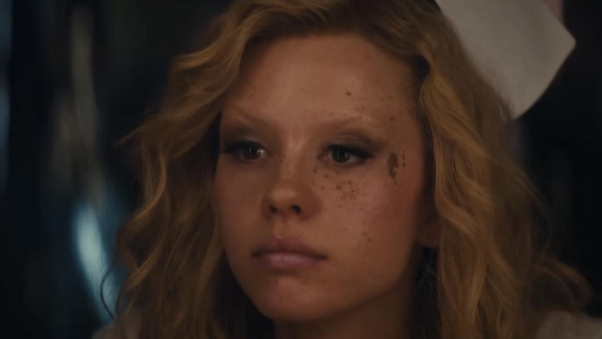  Mia Goth in the MaXXXine trailer. 