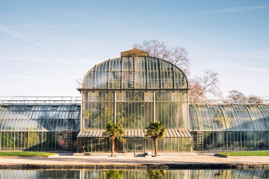 10 greenhouse weddings that will give you all sorts of summer wedding inspo