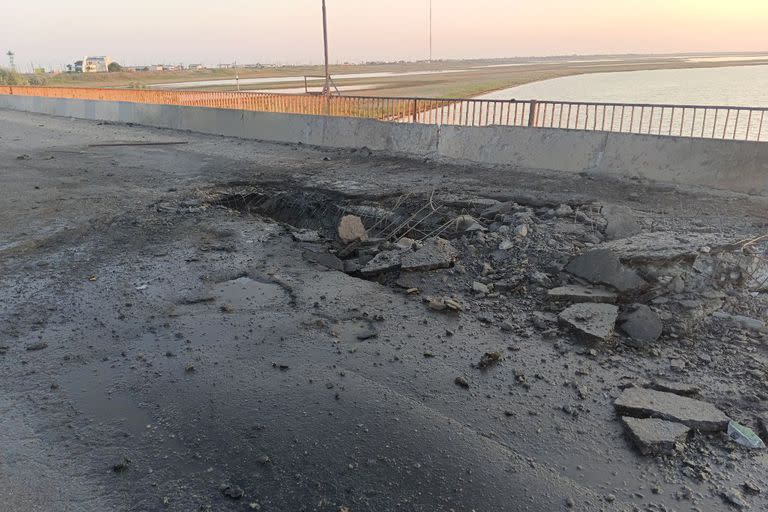 Kiev dañó un importante puente utilizado por las fuerzas rusas