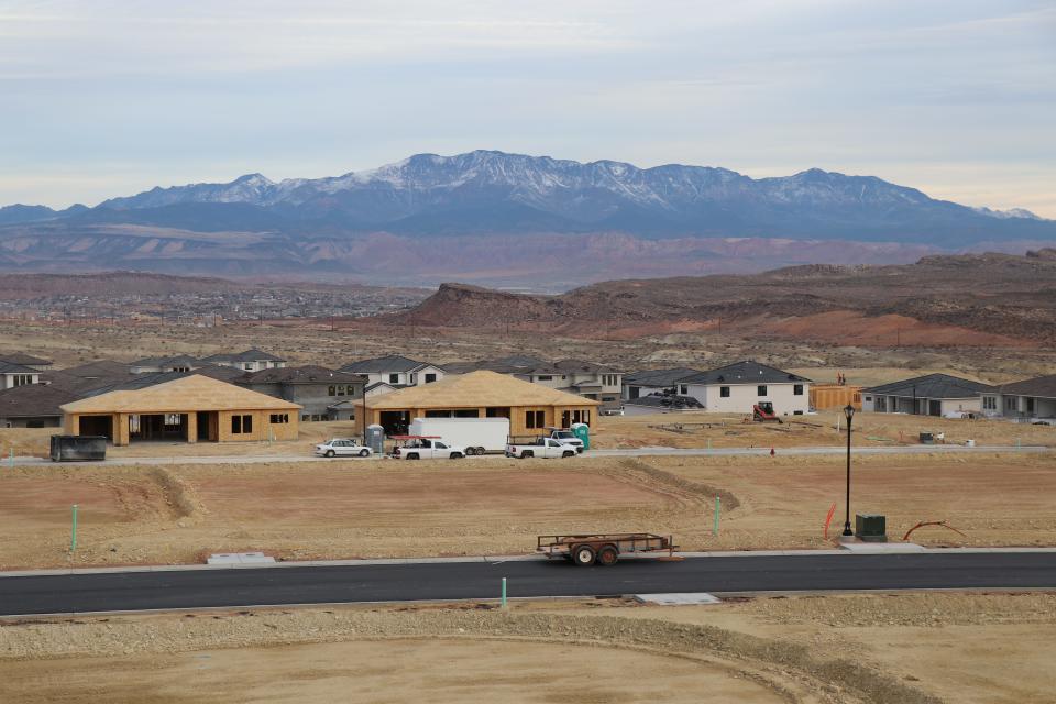 New homes going in near State Route 7 on the southern end of St. George on Dec. 21, 2021.