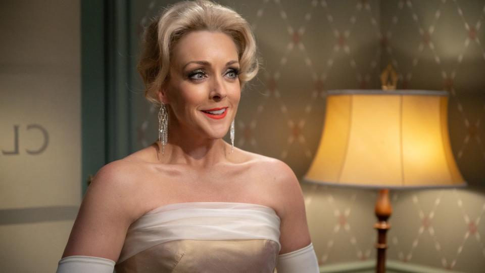 jane krakowski in 