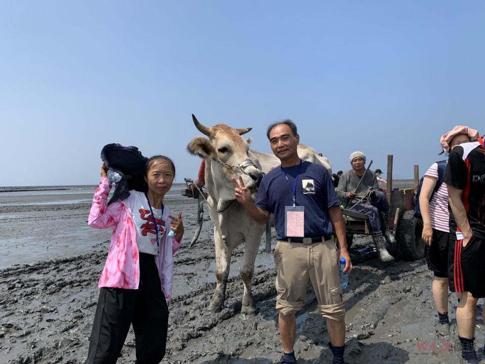 ▲彰化家扶舉辦「「為愛而聚，蚵仔海牛同LOVE」助學/家庭認養相見歡活動，認養人與家扶兒一同分享最近一年來的生活點滴。（圖／記者陳雅芳攝，2023.09.24）