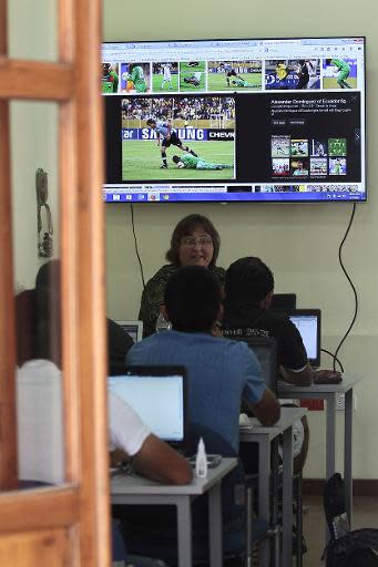 Estudiantes en la Universidad de Yachay, el 5 de junio de 2014 en la provincia ecuatoriana de Imbabura, una institución que hace parte de la revolución educativa que adelanta el gobierno ecuatoriano. (AFP | Juan Cevallos)