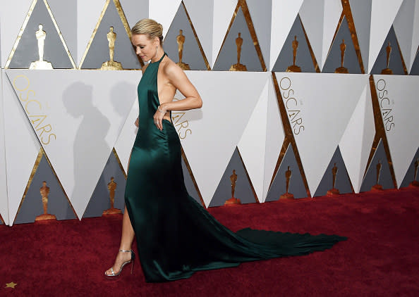 Rachel McAdams wears an "Atonement"-esque dress to the Oscars