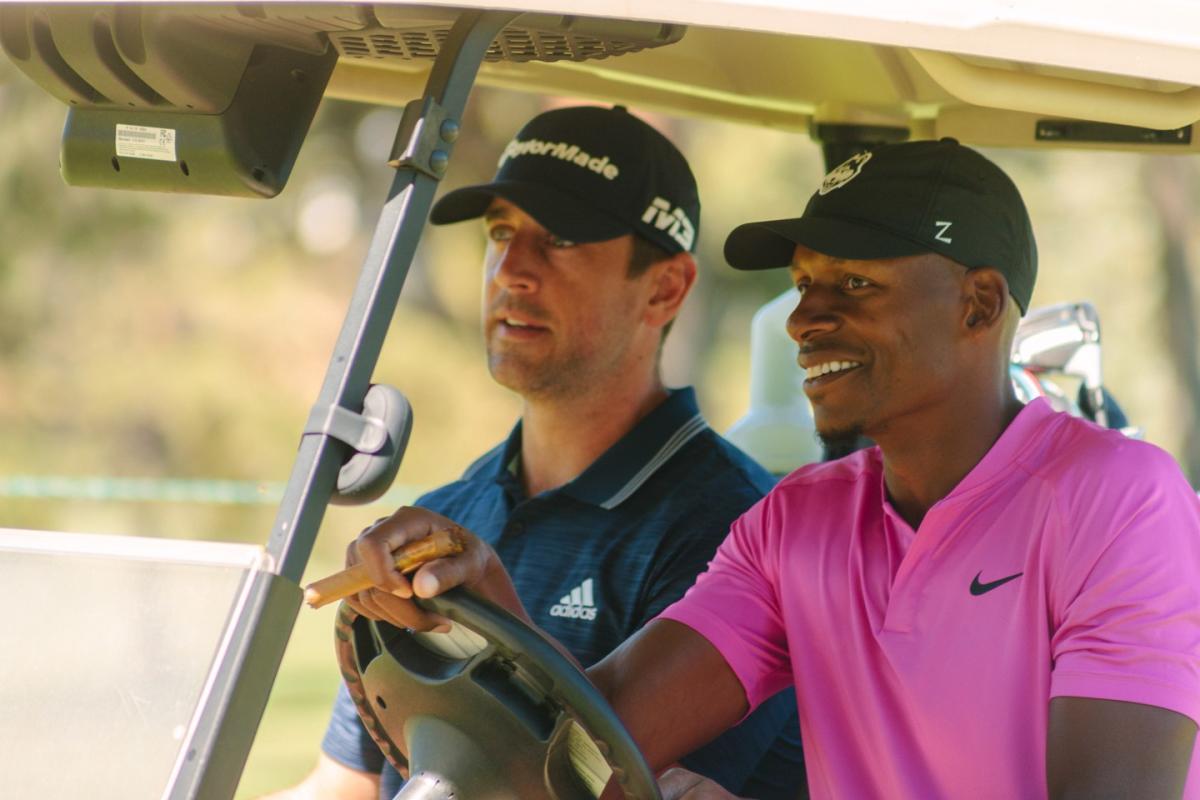 Aaron Rodgers, Ray Allen, and A.J. Hawk smoke stogies and Titleist