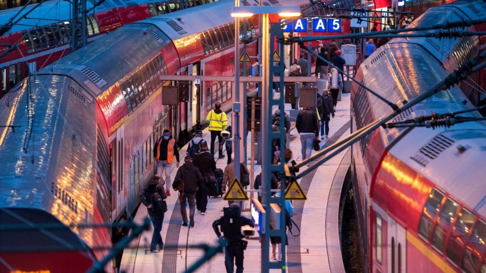 Der Hamburger Hauptbahnhof am frühen Morgen.