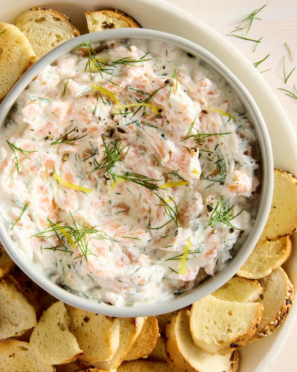 smoked salmon dip with crostini