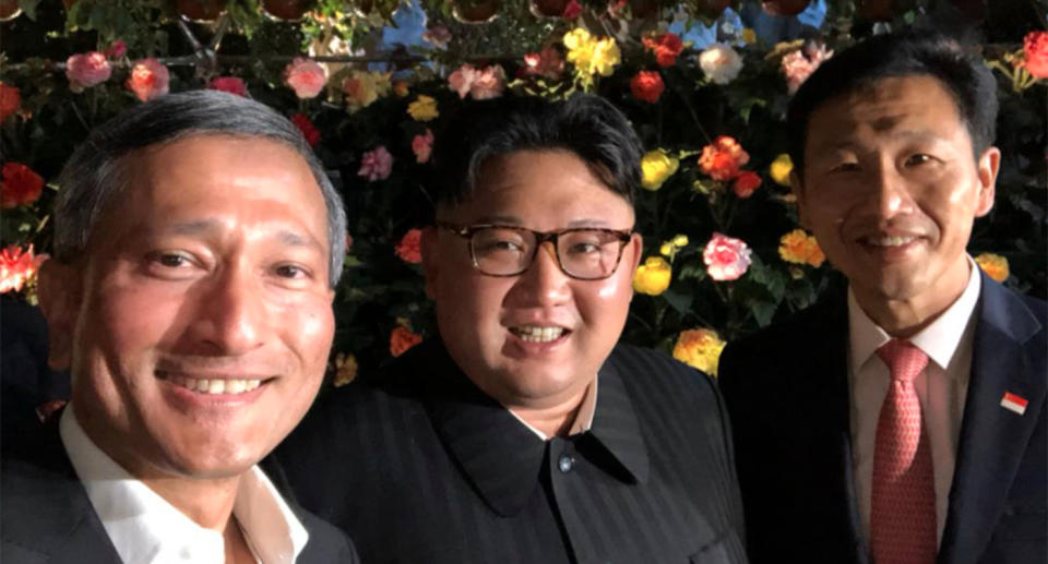 Wearing his traditional Mao suit, Kim was all smiles as he posed for the camera. Source: Twitter/Vivian Balakrishnan