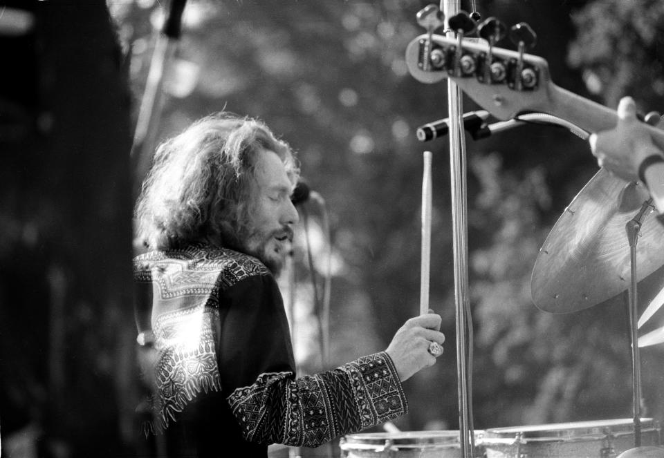 Ginger Baker performs on stage with Blind Faith in Hyde Park, London, 7th June 1969. (Photo by Michael Putland/Getty Images)