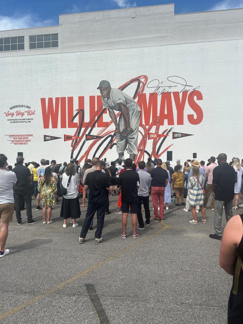 A mural of Willie Mays was unveiled in Birmingham, Alabama, where he played in the Negro Leagues in the 1940s.