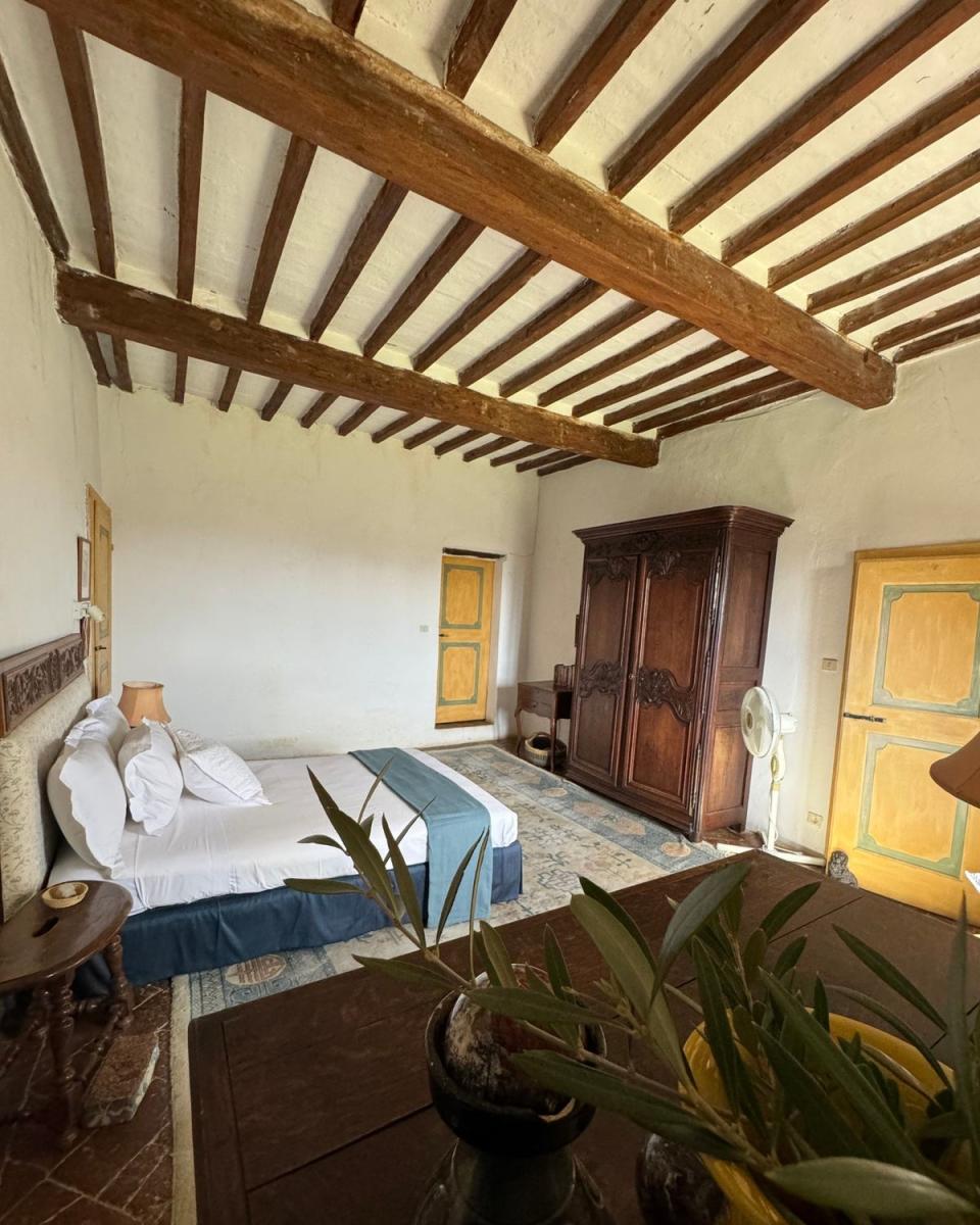 The primary bedroom in Oliver Poole’s Tuscan farmhouse (Oliver Poole)