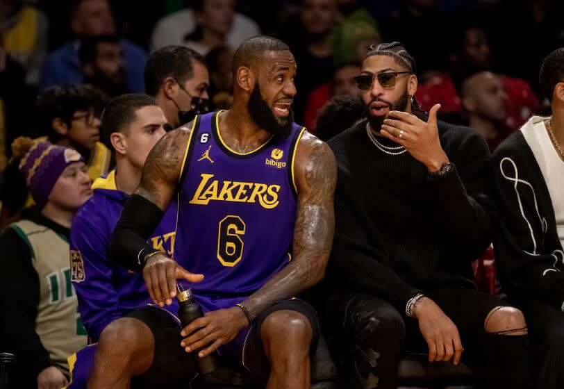 LOS ANGELES, CA - DECEMBER 23, 2022: Injured Los Angeles Lakers forward Anthony Davis chats.