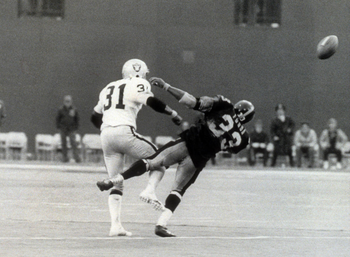 Remembering Franco Harris and the Immaculate Reception - The New