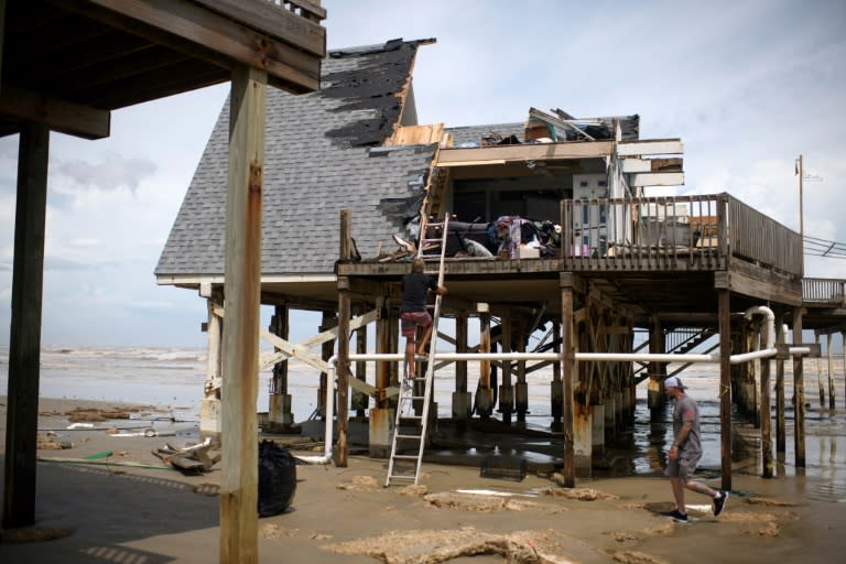 Im Süden der USA ist die Zahl der Toten durch Sturm "Beryl" auf fünf gestiegen. Der Bürgermeister der von orkanartigen Winden und Überschwemmungen heimgesuchten Millionenstadt Houston im Bundesstaat Texas, meldete zwei weitere Tote. (Mark Felix)