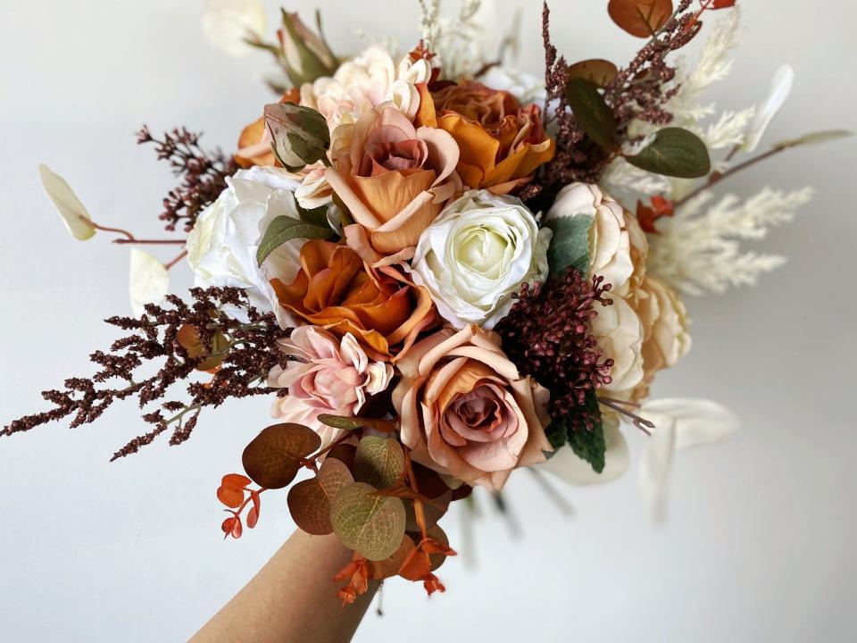 16) Burnt Orange & Ivory White Bouquet