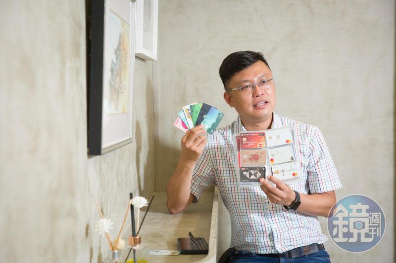 信用卡達人寶可孟推薦3張卡，其中國泰世華銀行CUBE卡若運用得宜，半年換張免費機票不是夢。