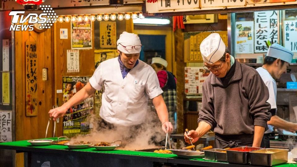 章魚燒是日本特色美食。（示意圖／shutterstock 達志影像）