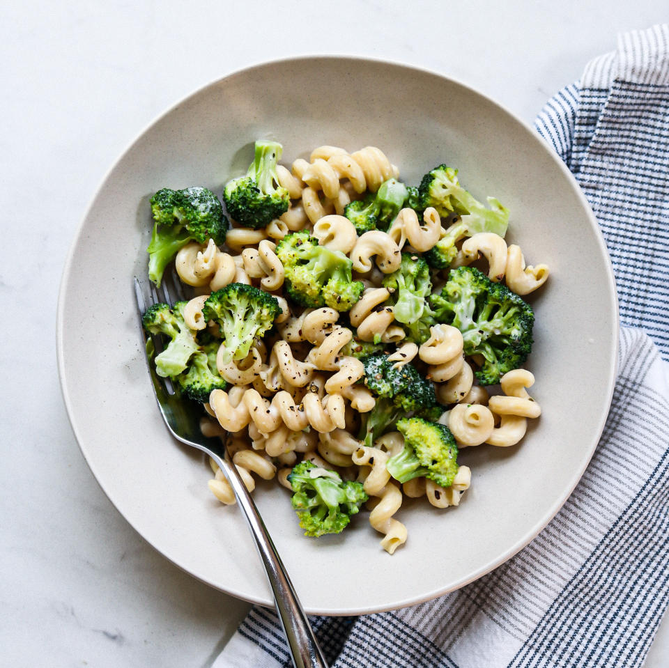 3-Ingredient Goat Cheese Pasta with Broccoli