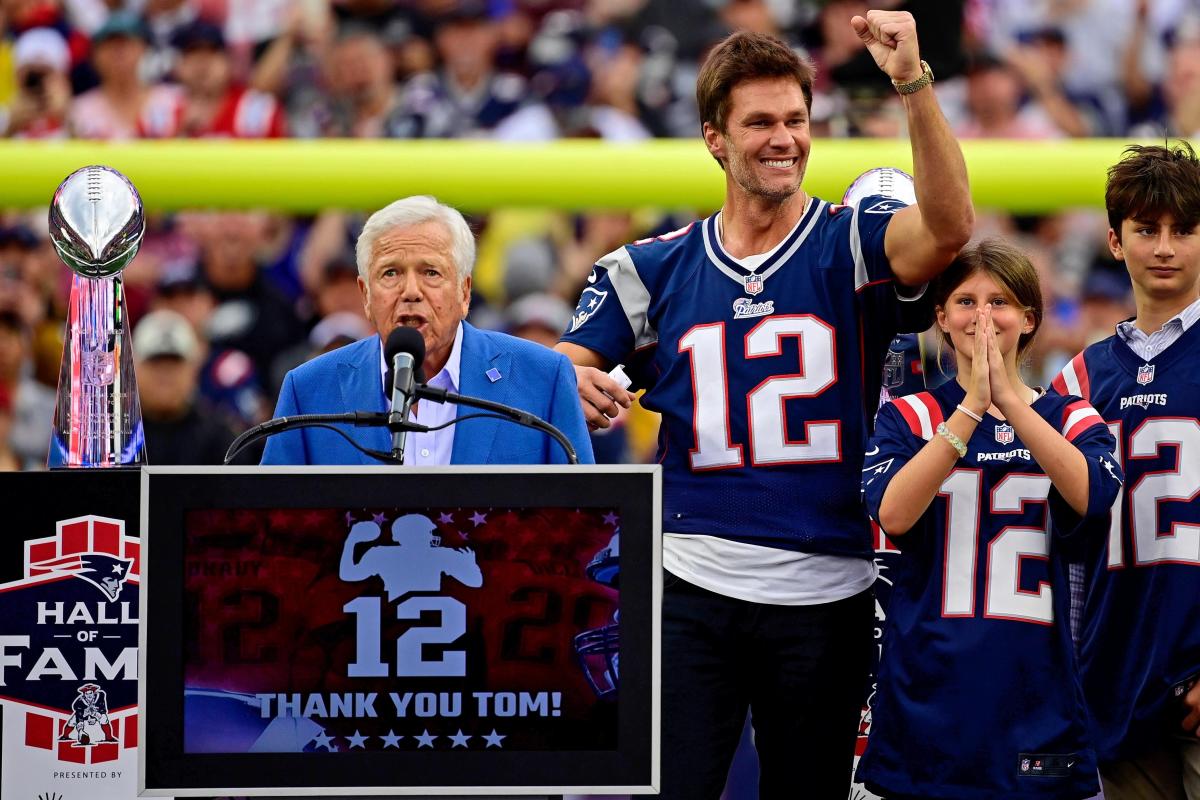 Thank You, Tom Brady Halftime Retirement Ceremony 