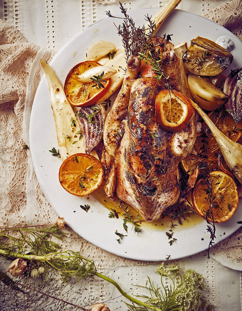 Poularde truffée à l’orange, panais et betterave