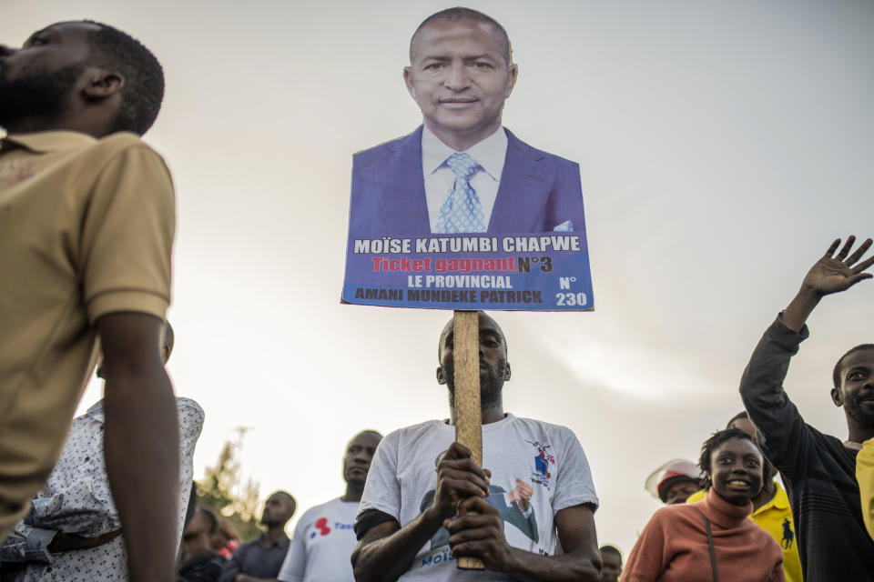 A supporter of Presidential candidate Moise Katumbi waits for his candidate in Goma, Democratic Republic of the Congo, Thursday, Nov. 23, 2023. President and second-term candidate Felix Tshisekedi has declared that people living in the eastern territories of Masisi and Rutshuru will not be taking part in the elections, a move local activists and observers say could affect the credibility of the vote. (AP Photo/Moses Sawasawa)