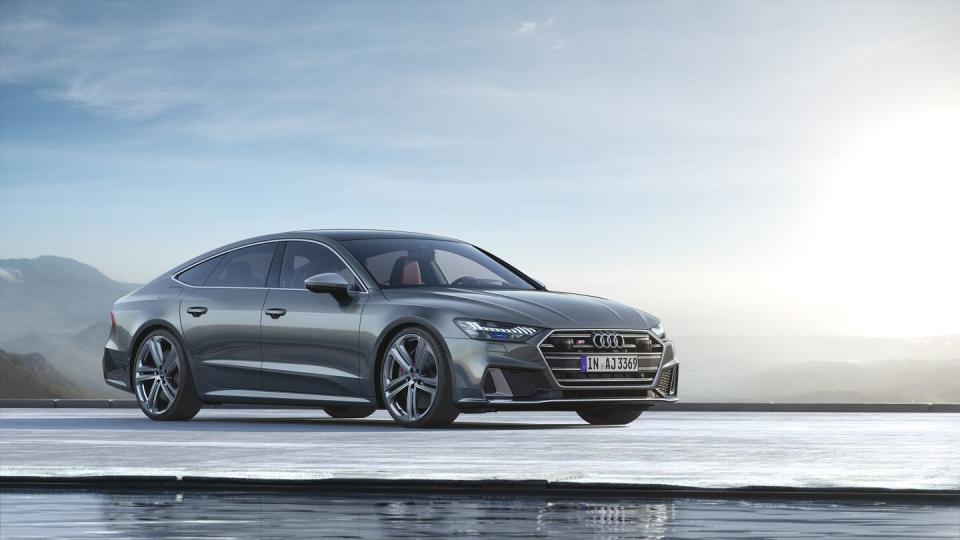 View Photos of the 2020 Audi S7