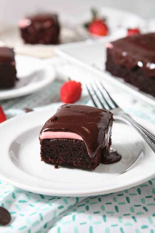<p><strong>Strawberry Chocolate Cake</strong><br> Get the recipe <a href="https://www.thespeckledpalate.com/strawberry-chocolate-cake/" rel="nofollow noopener" target="_blank" data-ylk="slk:here;elm:context_link;itc:0;sec:content-canvas" class="link rapid-noclick-resp"><em><strong>here</strong></em></a></p>