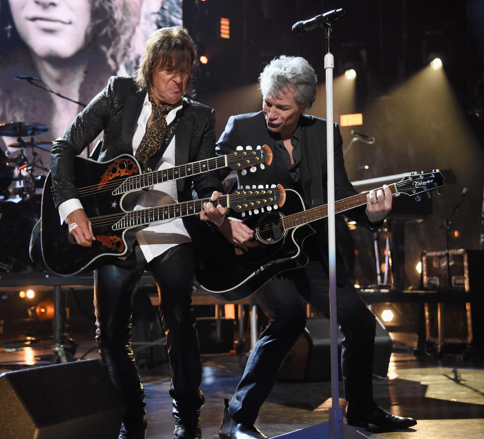 Richie Sambora and Jon Bon Jovi perform together at the 33rd Annual Rock and Roll Hall of Fame induction ceremony on April 14, 2018. (Photo: Jeff Kravitz/FilmMagic)