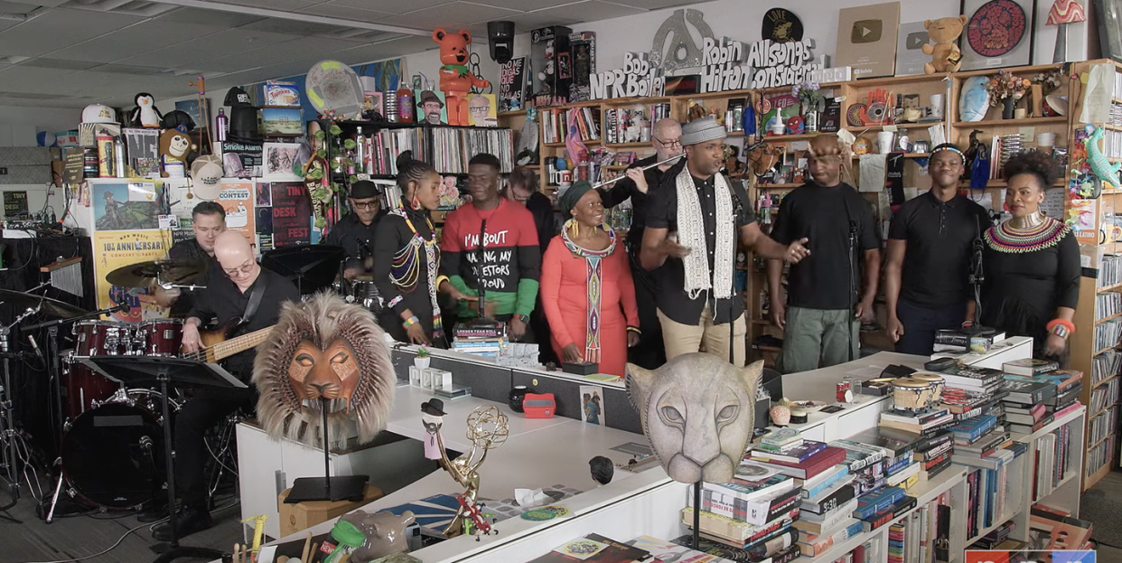 lion king tiny desk