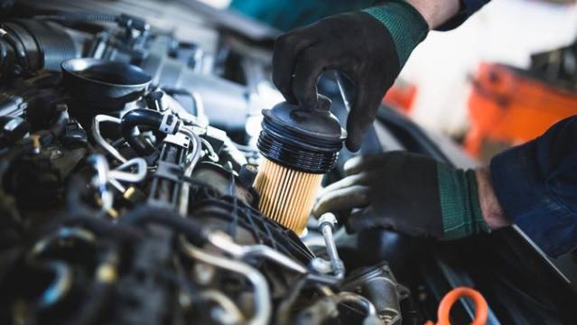 3 Questions To Ask Your Mechanic About Engine Rebuild!