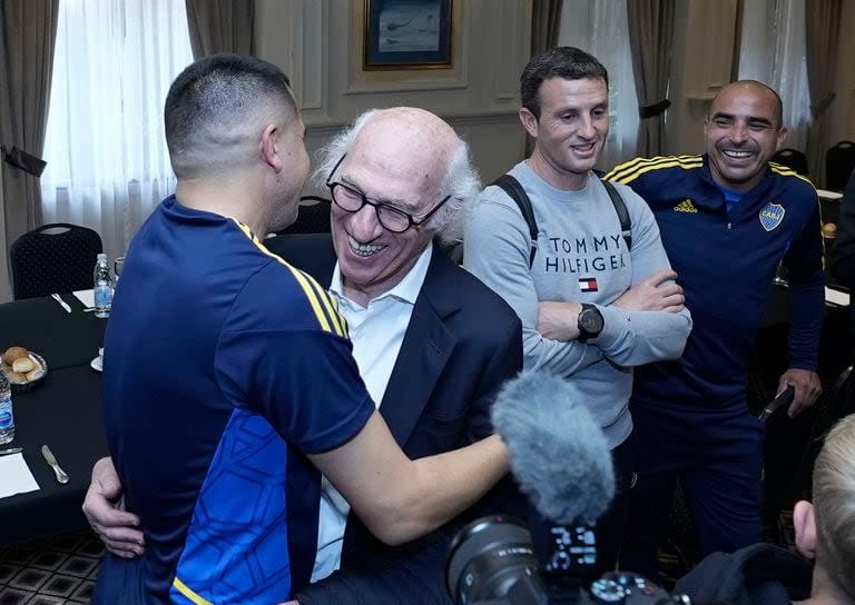 Carlos Bianchi y Juan Román Riquelme otra vez juntos, en la despedida del 10 de Boca